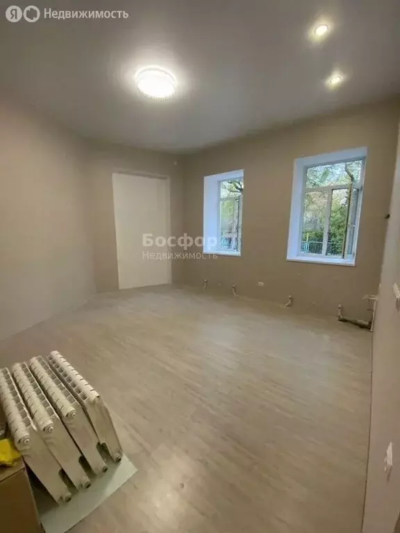 2-комнатная квартира: Феодосия, Революционная улица, 5 (50 м) - Фото 2