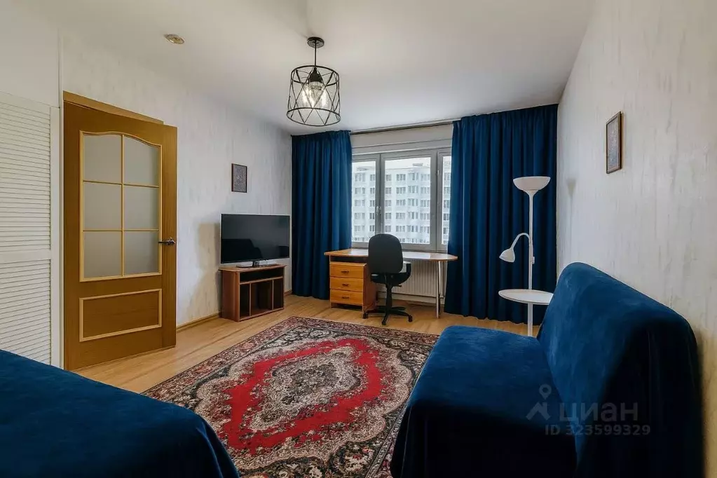 1-к кв. Санкт-Петербург ул. Бадаева, 8к2 (35.0 м) - Фото 1