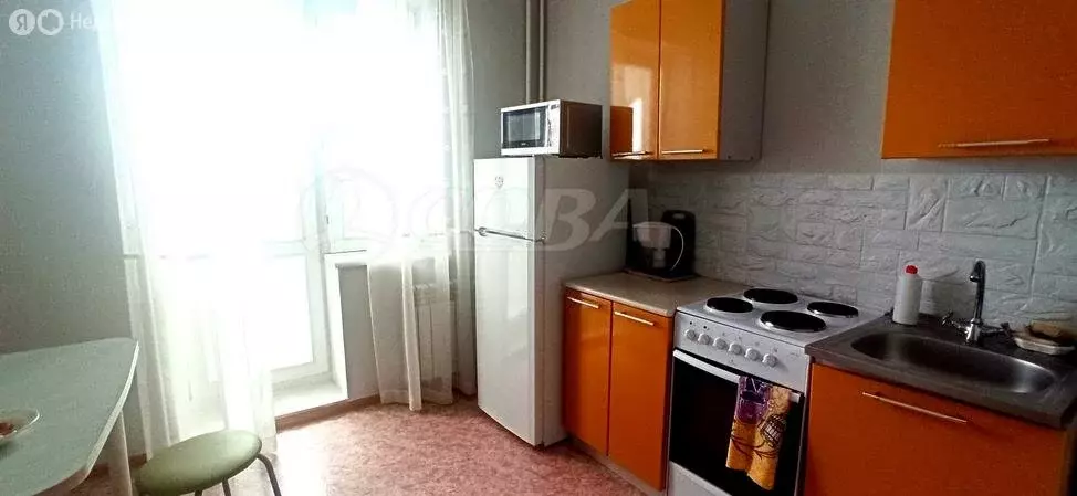 1-комнатная квартира: Тобольск, 10-й микрорайон, 86 (36 м) - Фото 1