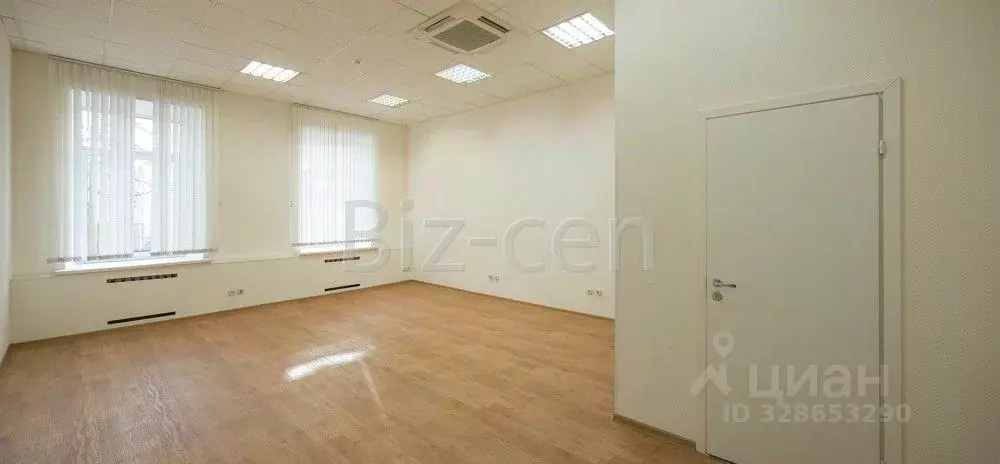 Офис в Санкт-Петербург 17-я Васильевского острова линия, 4-6В (42 м) - Фото 1