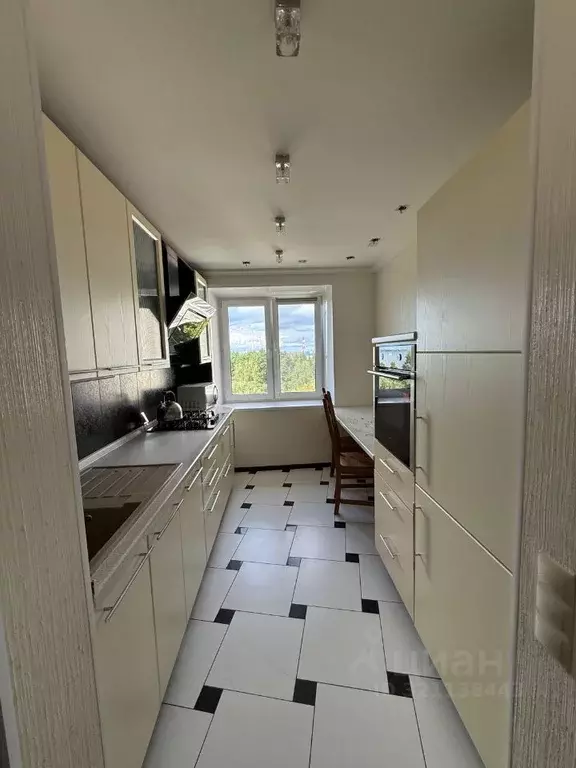 3-к кв. Тверская область, Конаково ул. Набережная Волги, 32 (61.0 м) - Фото 1