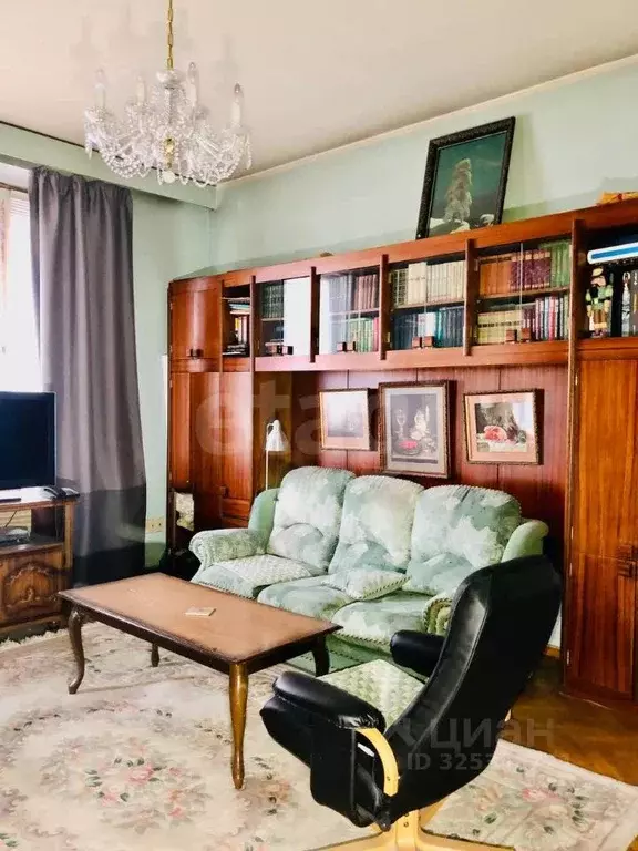 5-к кв. Москва ул. Спиридоновка, 15 (140.8 м) - Фото 0