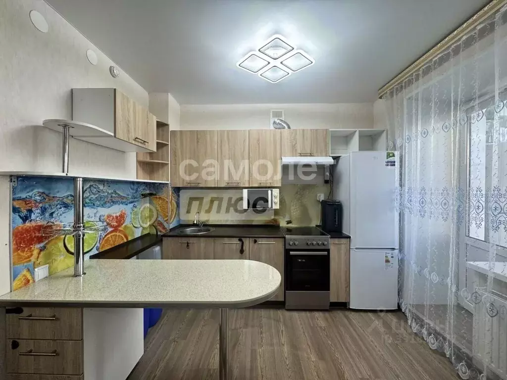 Студия Татарстан, Казань ул. Рауиса Гареева, 96 (30.3 м) - Фото 1
