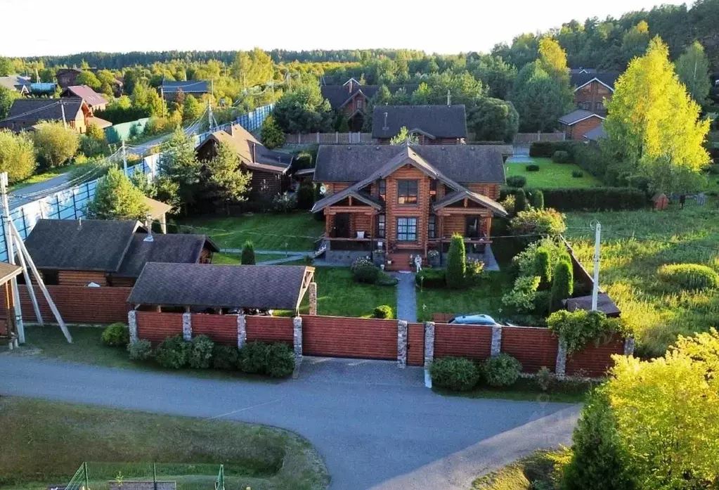 Дом в Тверская область, Калязинский муниципальный округ, д. Благуново, ... - Фото 1