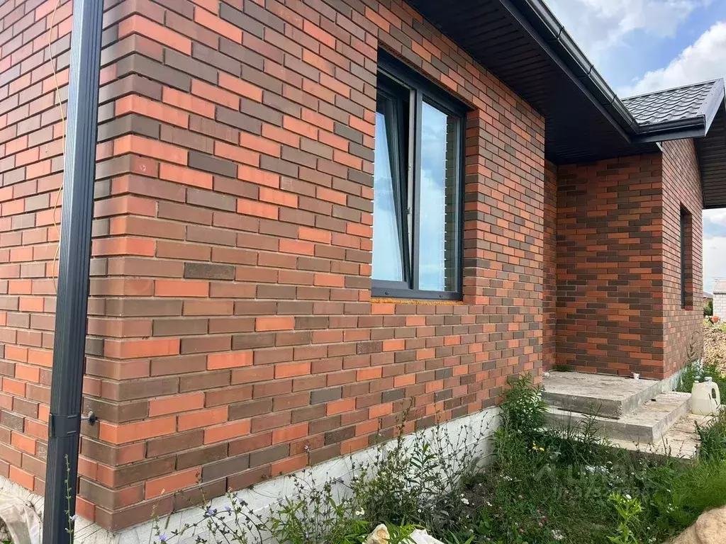 Дом в Орловская область, Орловский муниципальный округ, д. Грачевка  ... - Фото 1