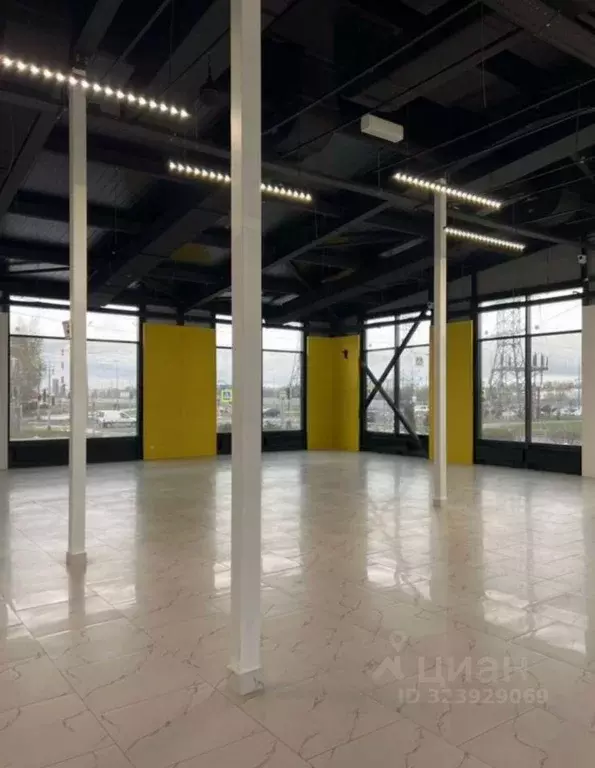 Торговая площадь в Санкт-Петербург пос. Парголово, ул. Михаила Дудина, ... - Фото 1