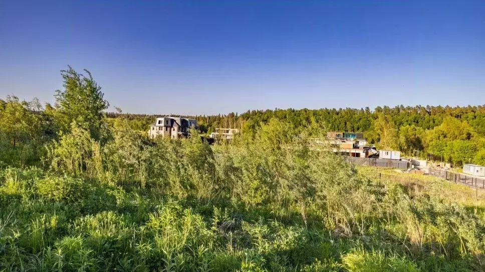 Участок в Московская область, Красногорск городской округ, д. ... - Фото 2