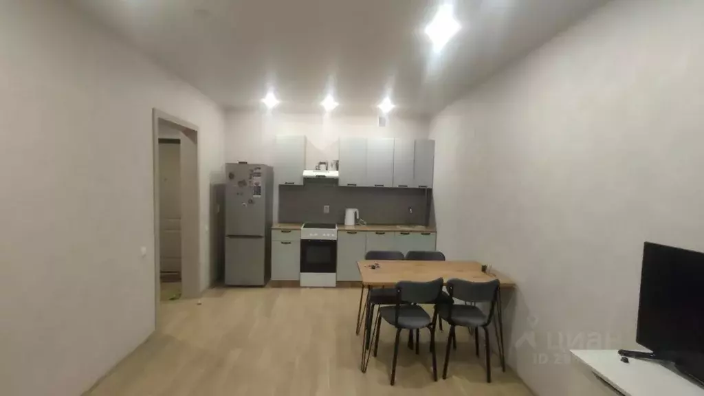 2-к кв. Алтайский край, Барнаул ул. 6-я Нагорная, 15Г/7 (43.0 м) - Фото 2