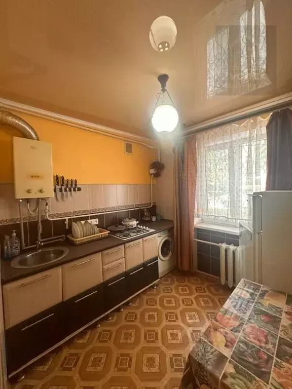 1-к кв. Крым, Феодосия ул. Советская, 16 (30.2 м) - Фото 0