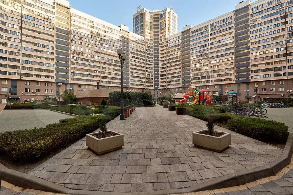1-к. квартира, 55 м, 6/17 эт. - Фото 1