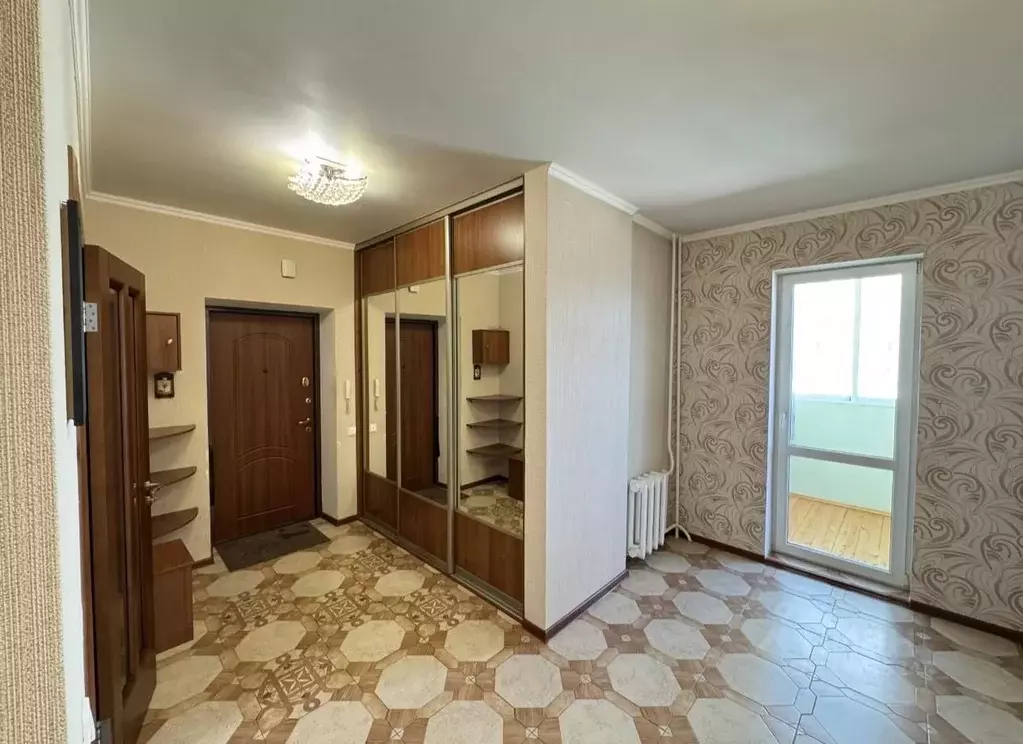 2-к кв. Башкортостан, Уфа просп. Салавата Юлаева, 3 (75.0 м) - Фото 1
