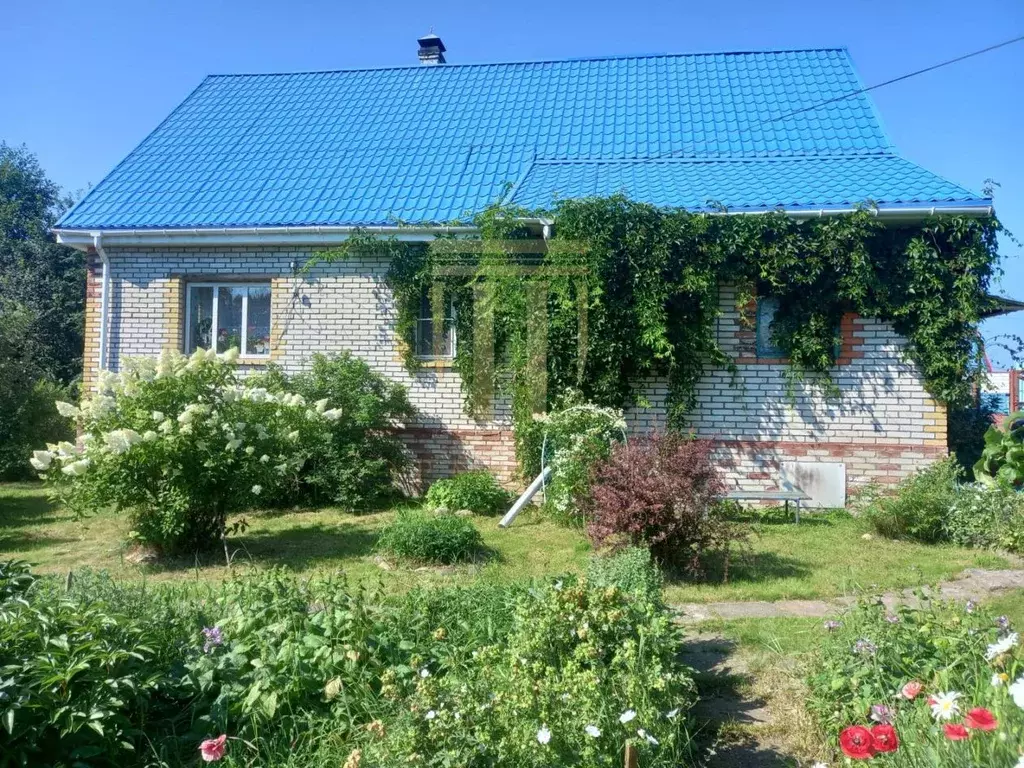 Дом в Ленинградская область, Волховский район, Колчановское с/пос, с. ... - Фото 1