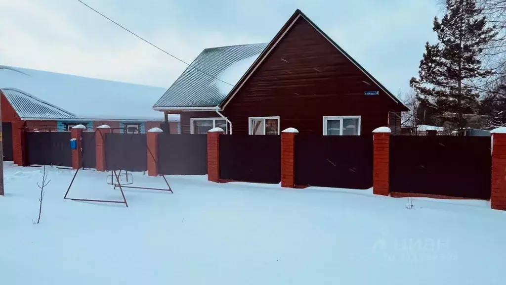 Дом в Башкортостан, Уфимский район, Русско-Юрмашский сельсовет, д. ... - Фото 1