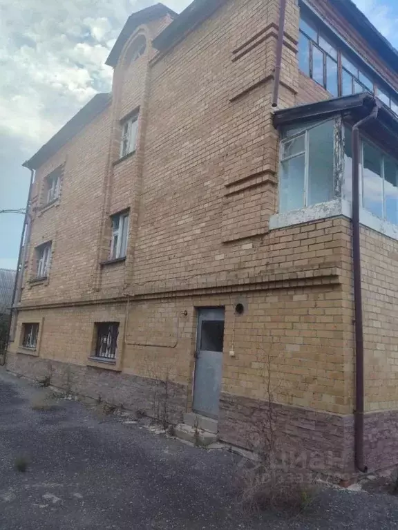 Дом в Тюменская область, с. Ярково ул. Республики, 9 (400 м) - Фото 2