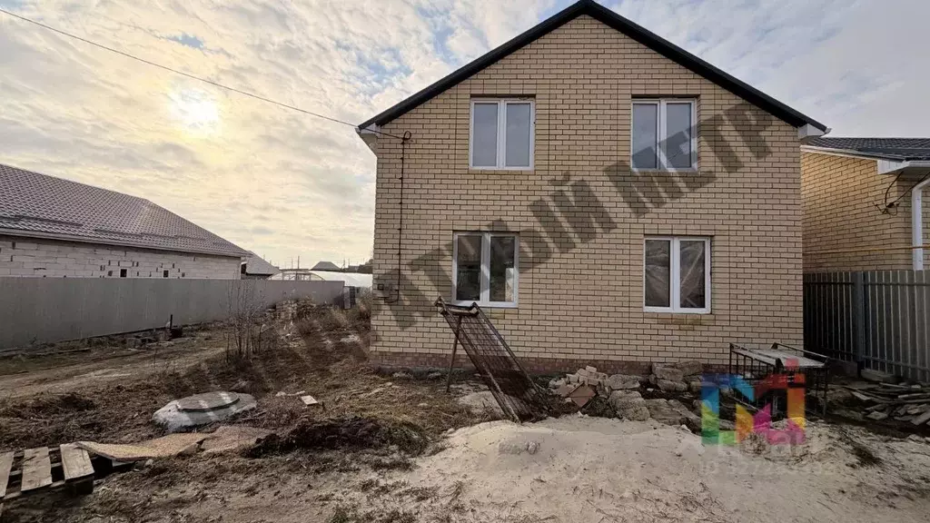 Дом в Калмыкия, Элиста 10-й мкр, 38А (106 м) - Фото 1