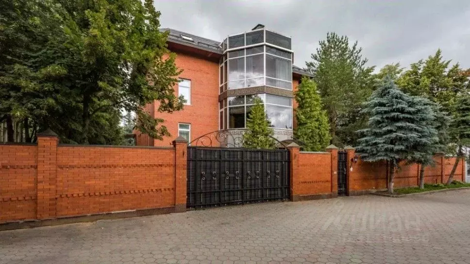Коттедж в Московская область, Одинцовский городской округ, д. Раздоры, ... - Фото 1