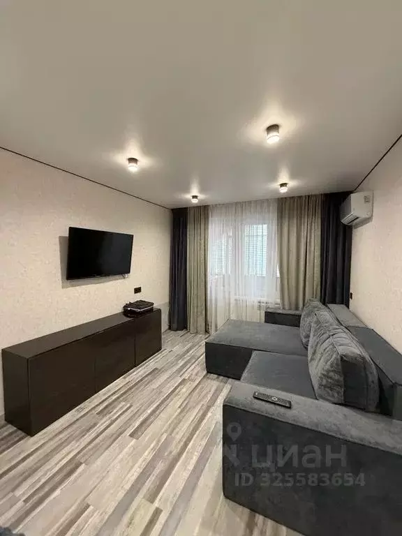 1-к кв. Татарстан, Казань ул. Хайдара Бигичева, 31 (36.0 м) - Фото 1