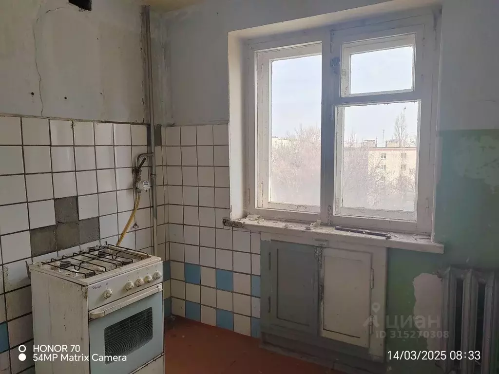 1-к кв. Волгоградская область, Волгоград ул. Батова, 10 (31.8 м) - Фото 1