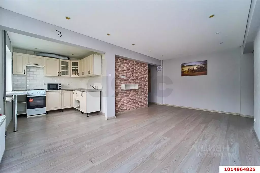 3-к кв. Краснодарский край, Краснодар Ставропольская ул. (59.5 м) - Фото 1