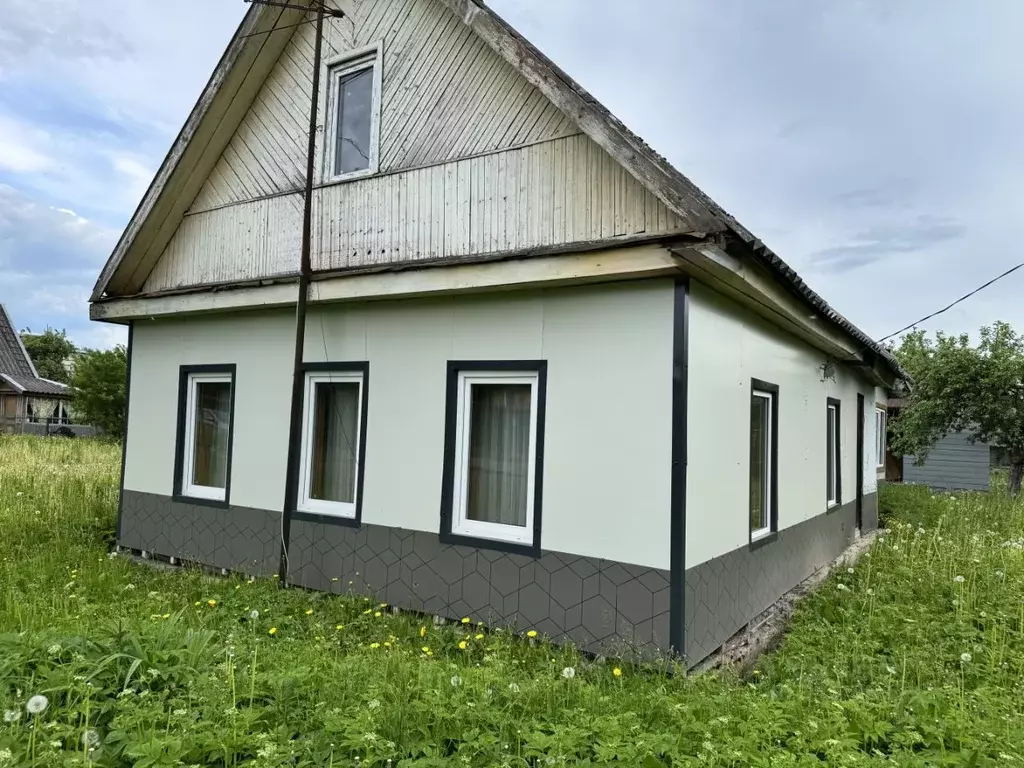 Участок в Ленинградская область, Волосово Октябрьская ул., 12 (9.9 ... - Фото 1