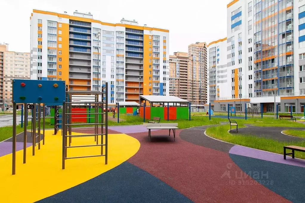 Помещение свободного назначения в Ленинградская область, Мурино ... - Фото 1