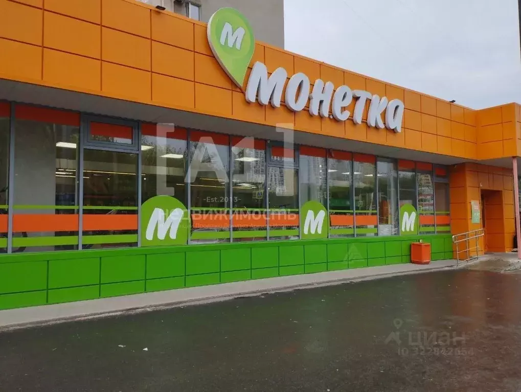 Торговая площадь в Челябинская область, Челябинск ул. Труда, 176 (322 ... - Фото 1