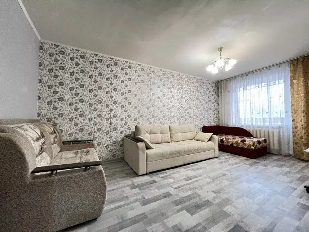 2-к кв. Орловская область, Орел ул. Гагарина, 49 (60.0 м) - Фото 0