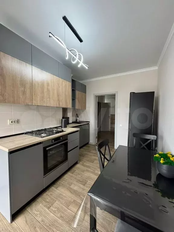 2-к. квартира, 70 м, 7/10 эт. - Фото 0