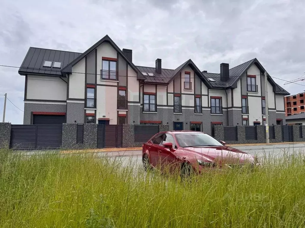 Таунхаус в Калининградская область, Пионерский Октябрьская ул., 10 ... - Фото 1