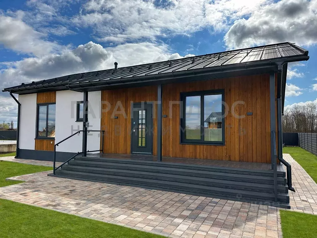 Дом в Липецкая область, Липецкий муниципальный округ, с. Ленино ул. ... - Фото 1