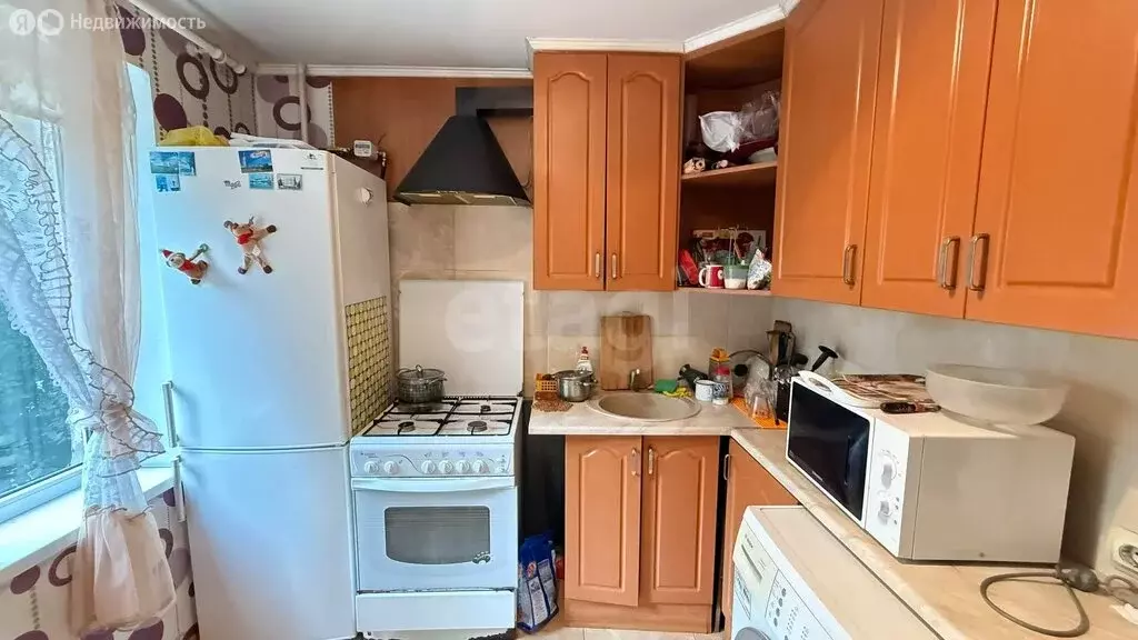 3-комнатная квартира: Калининград, улица Дзержинского, 104 (58.7 м) - Фото 1