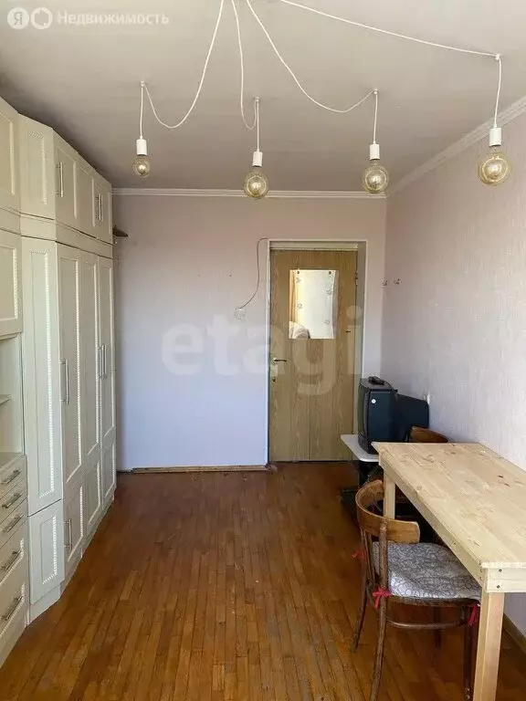 3-комнатная квартира: Санкт-Петербург, улица Партизана Германа, 6 ... - Фото 2