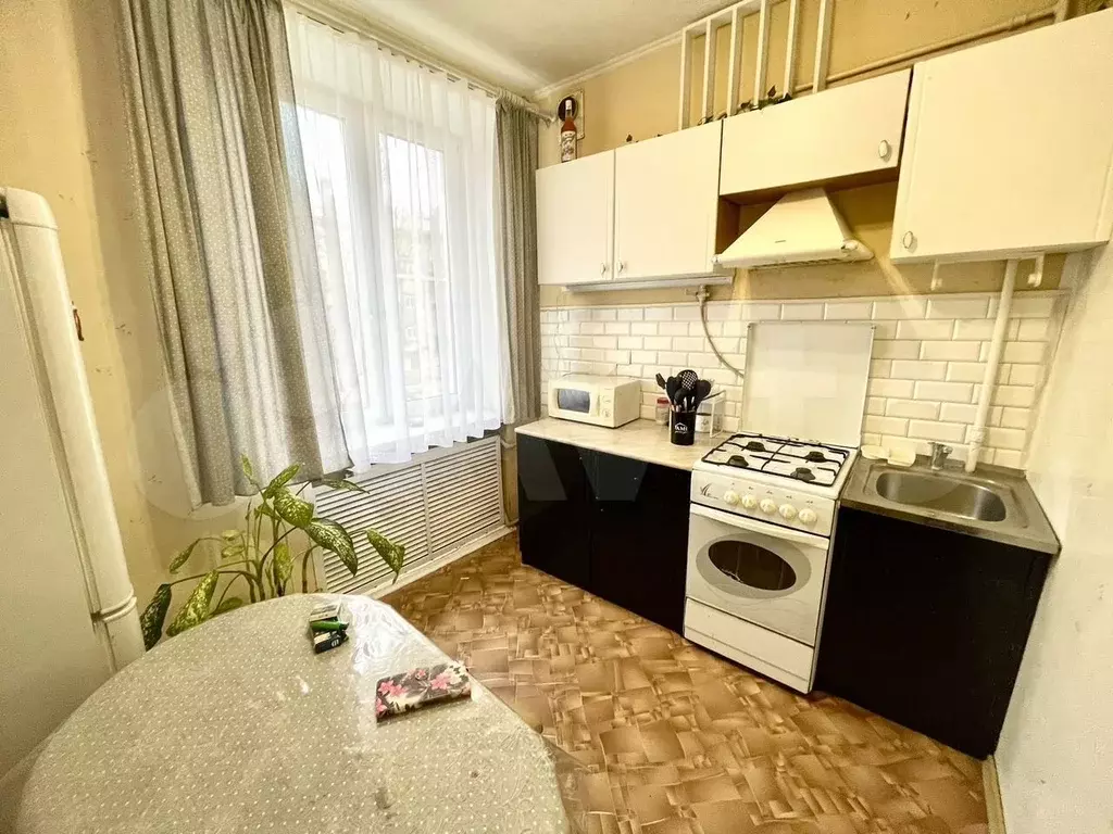 1-к. квартира, 40 м, 2/4 эт. - Фото 0