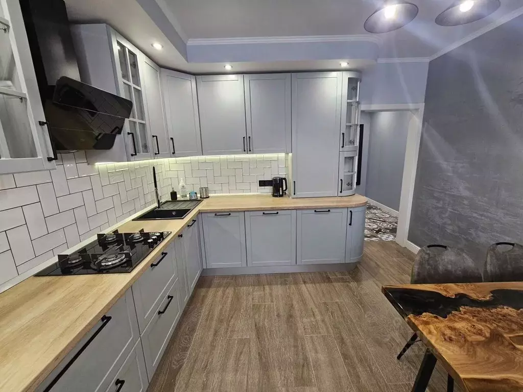 2-к кв. Калининградская область, Калининград ул. Согласия, 50 (72.0 м) - Фото 2