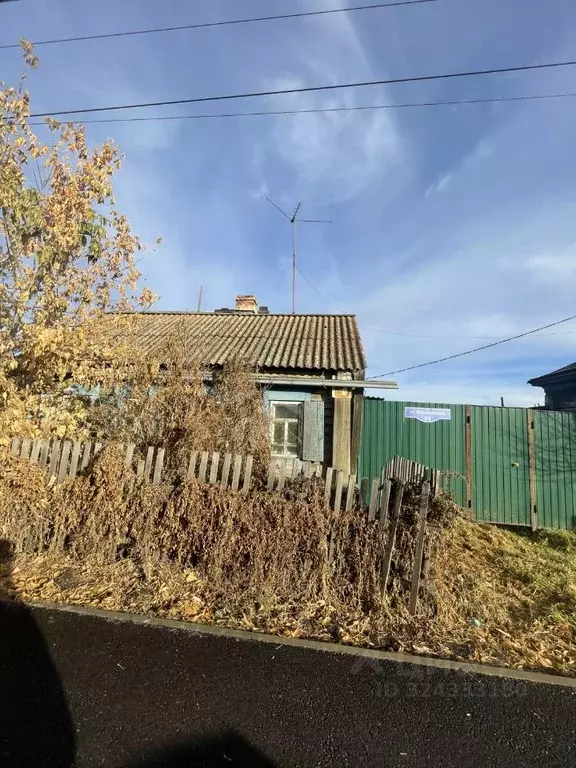 Дом в Красноярский край, Емельяново пгт ул. Московская, 84 (40 м) - Фото 1