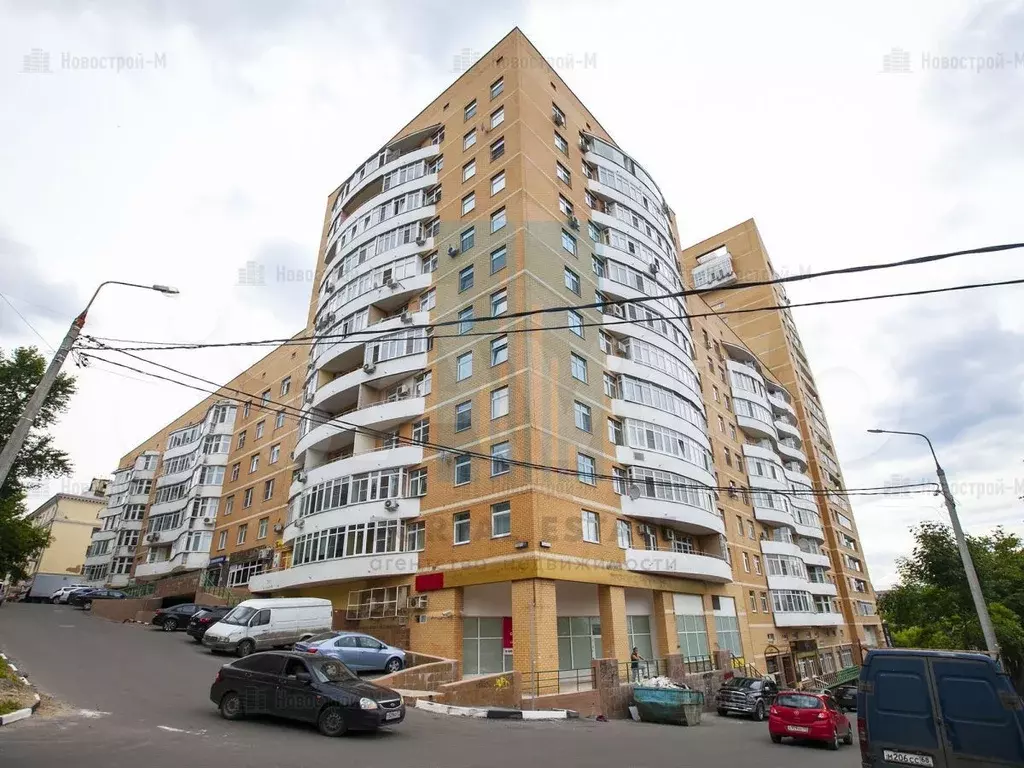 3-к. квартира, 118 м, 4/7 эт. - Фото 0