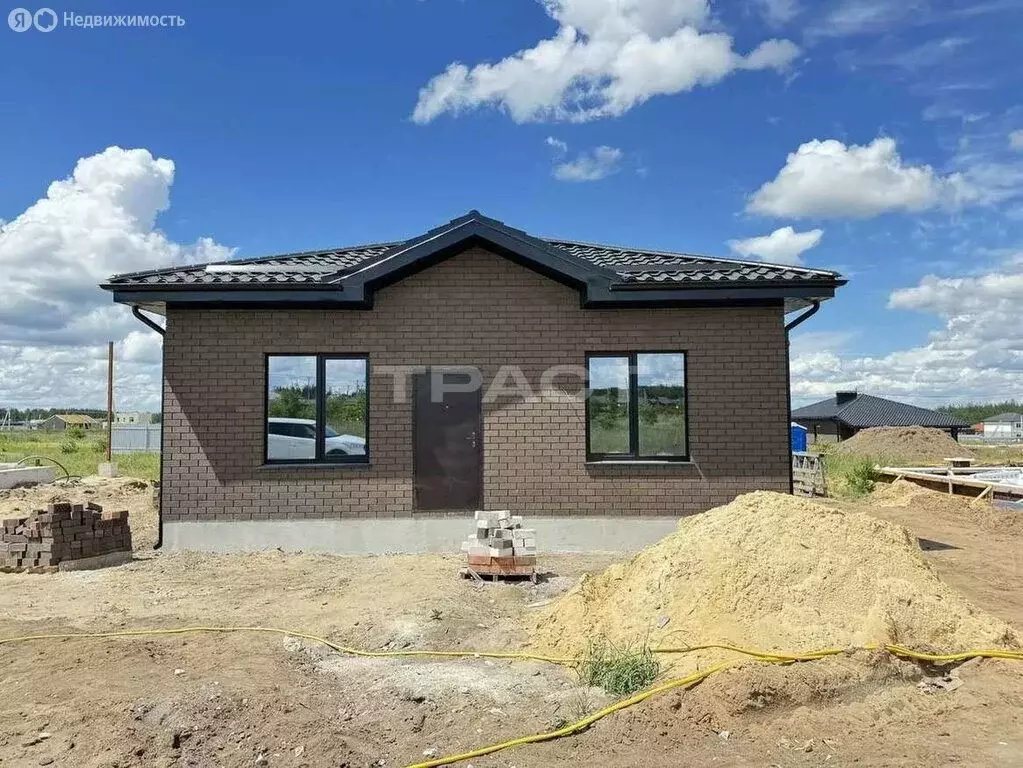 Дом в село Губарёво, Октябрьская улица (126 м) - Фото 2