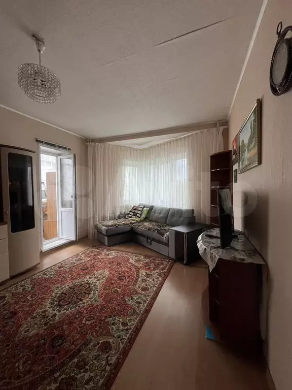 1-к. квартира, 42 м, 2/9 эт. - Фото 1