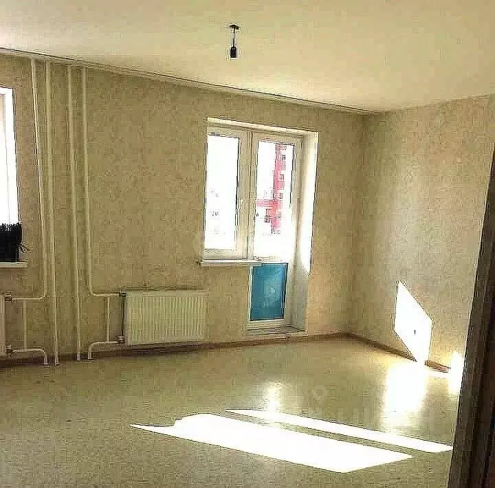 3-к кв. Тюменская область, Тюмень ул. Прокопия Артамонова, 4 (80.5 м) - Фото 1