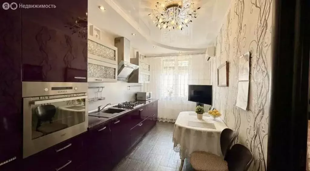 2-комнатная квартира: Сочи, Полтавская улица, 14 (61 м) - Фото 1