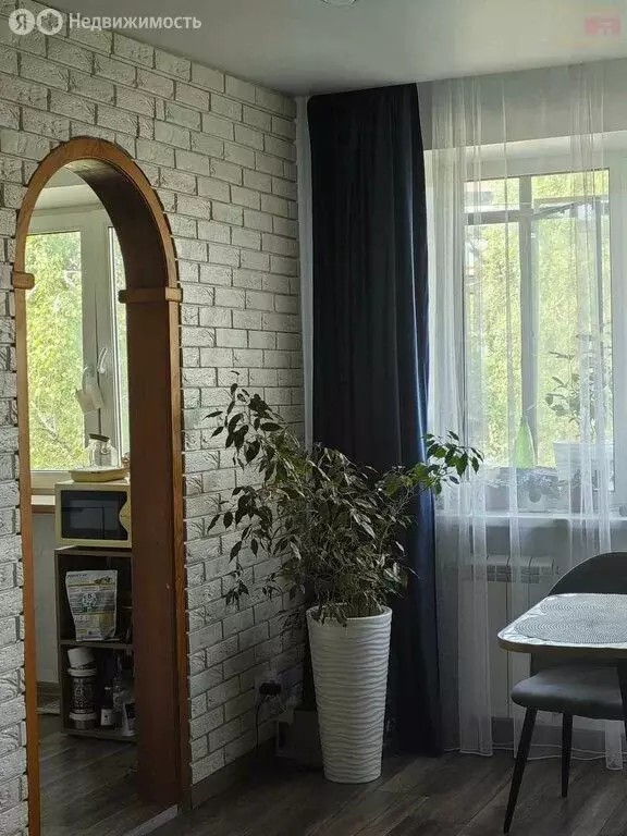 3-комнатная квартира: Самара, проспект Кирова, 260 (58.1 м) - Фото 0