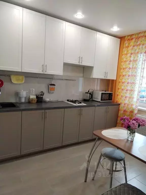 3-к кв. Мордовия, Саранск ул. Сураева-Королева, 5 (82.0 м) - Фото 0
