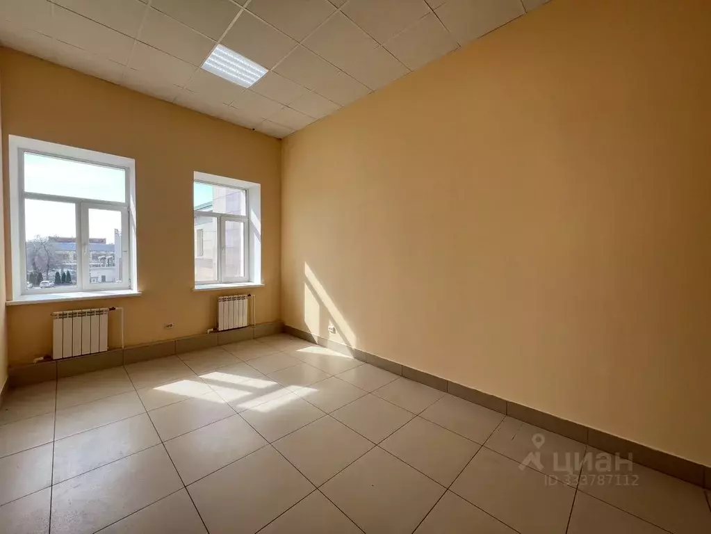 Офис в Татарстан, Казань ул. Мазита Гафури, 50к2 (21 м) - Фото 1