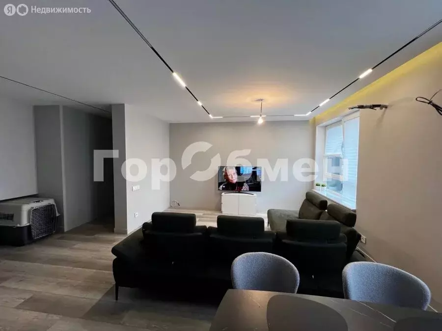 3-комнатная квартира: Московский, улица Никитина, 11к10 (81.6 м) - Фото 1