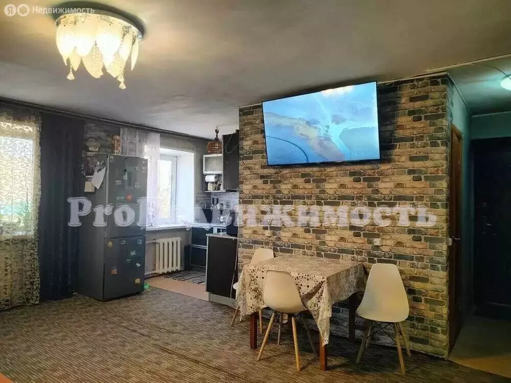 3-комнатная квартира: Кызыл, улица Кочетова, 100 (53.6 м) - Фото 1