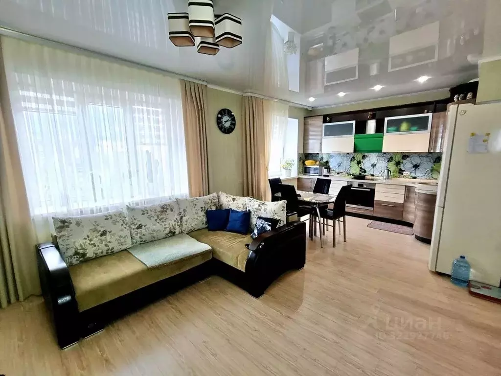 2-к кв. Брянская область, Брянск 2-й Советский пер., 7а (81.3 м) - Фото 2