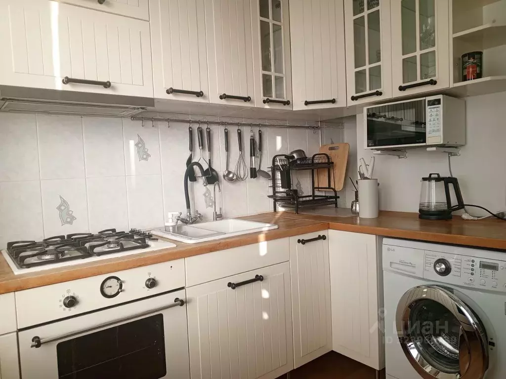 1-к кв. Ленинградская область, Гатчина просп. 25 Октября, 61 (36.0 м) - Фото 2