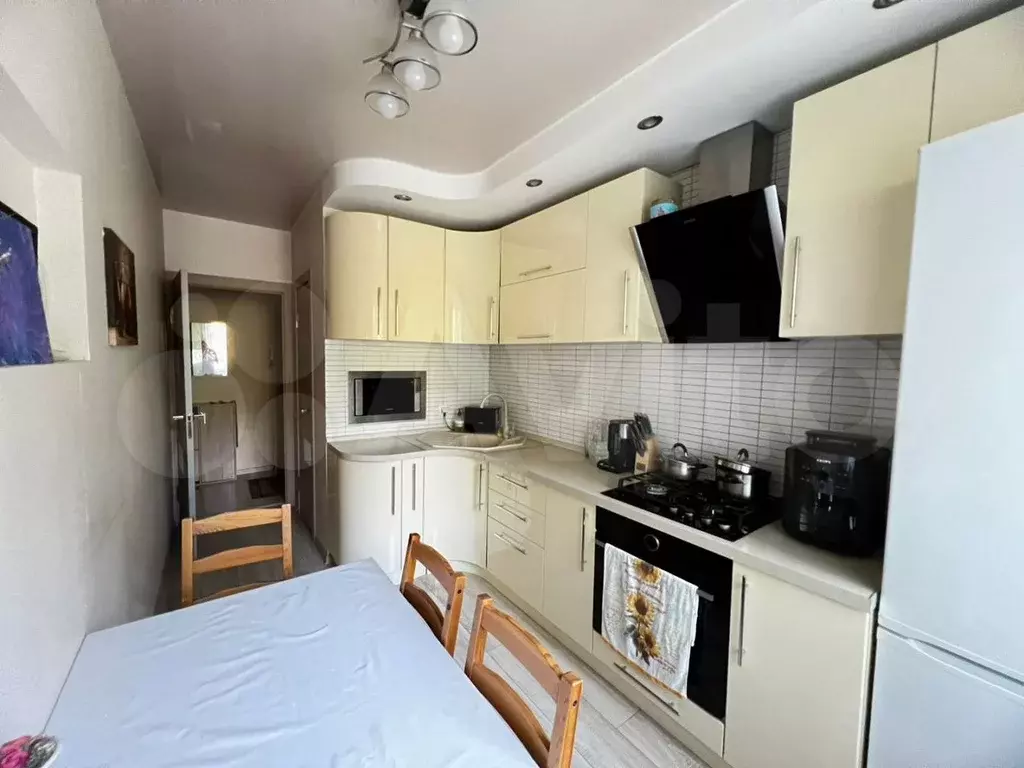 3-к. квартира, 63 м, 2/9 эт. - Фото 1