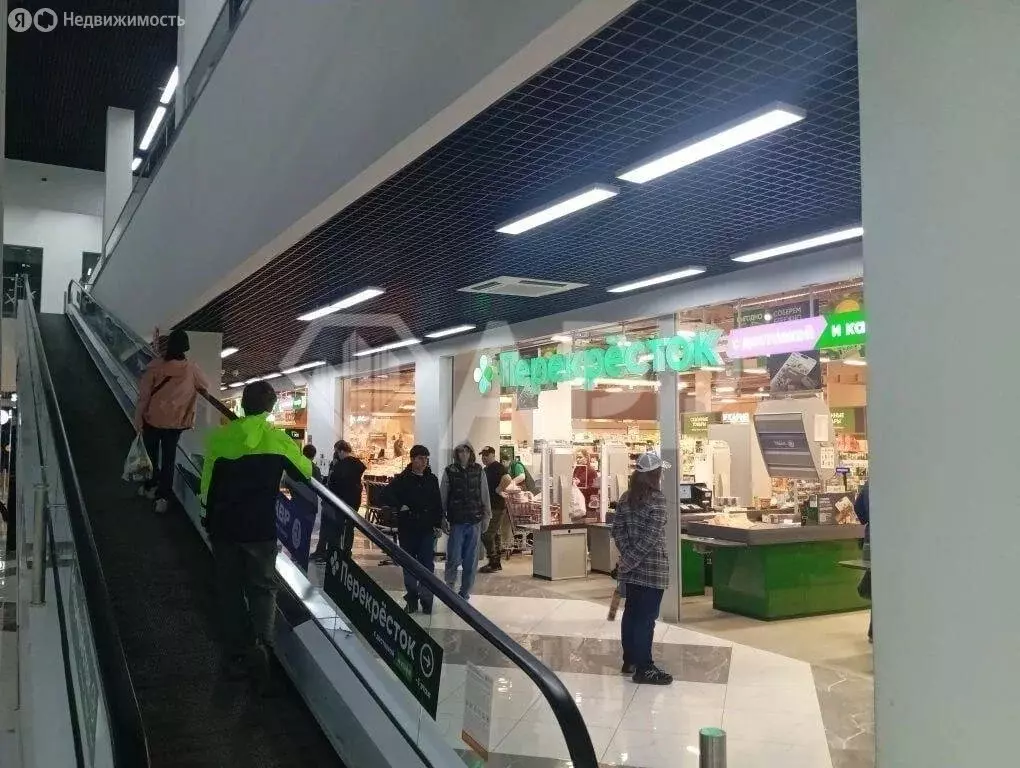 Торговая площадь (750 м) - Фото 1