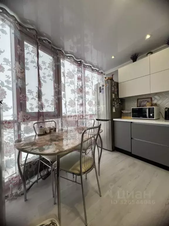 2-к кв. Саратовская область, Энгельс Студенческая ул., 183Е (61.3 м) - Фото 1